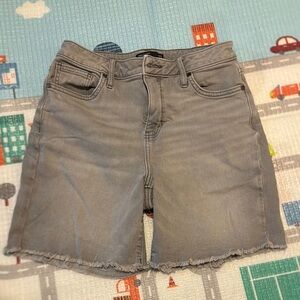 Vera Wang Gray Jean Shorts with Frayed Hem